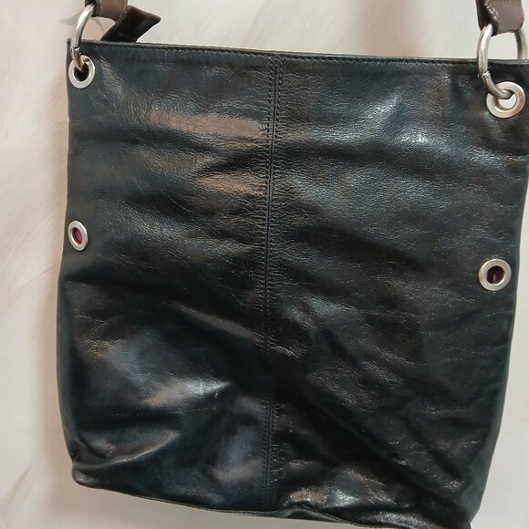 Tano Leather Chic Mailbag - Picture 4 of 9